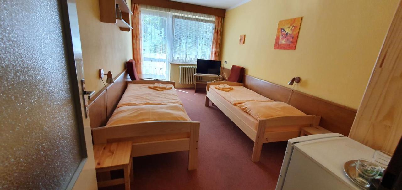 Ústí nad Orlicí Hotel Poprad מראה חיצוני תמונה